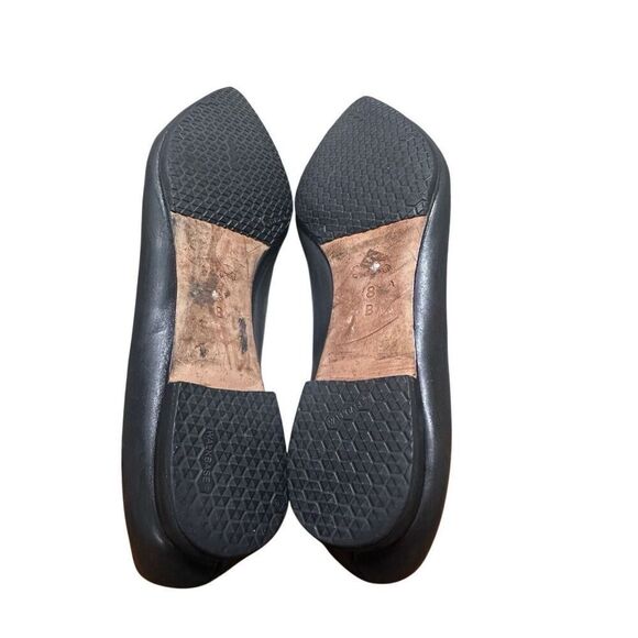 Coach Jill Leather Pointed Toe Scalloped Flats Size 8B - Picture 6 of 6